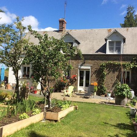 Le Chalange Bed & Breakfast Lapenty Exterior photo