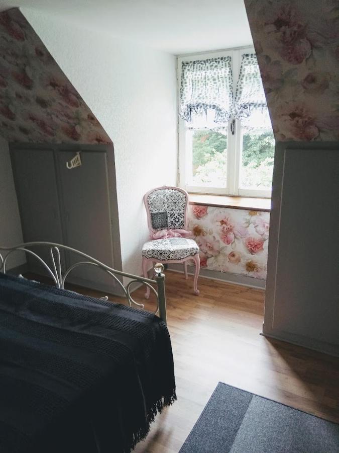 Le Chalange Bed & Breakfast Lapenty Exterior photo