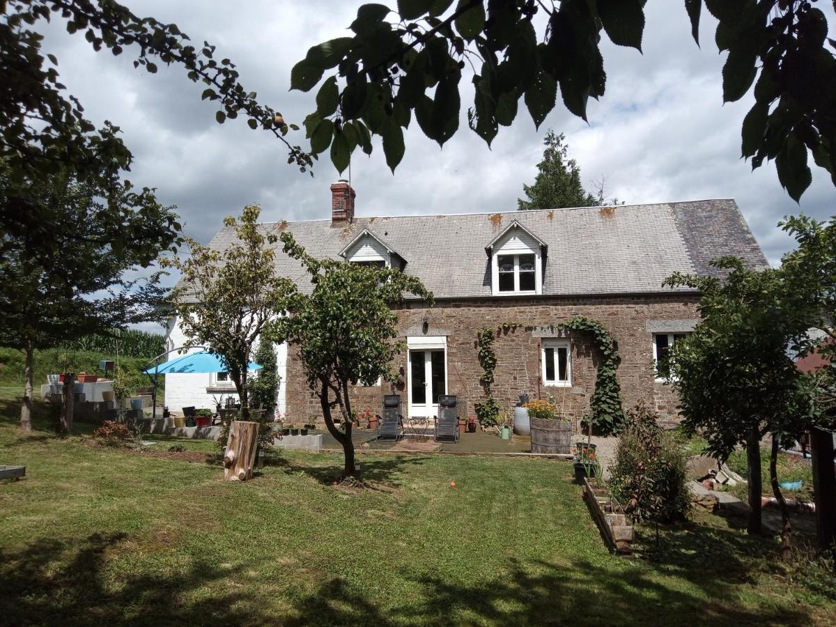 Le Chalange Bed & Breakfast Lapenty Exterior photo